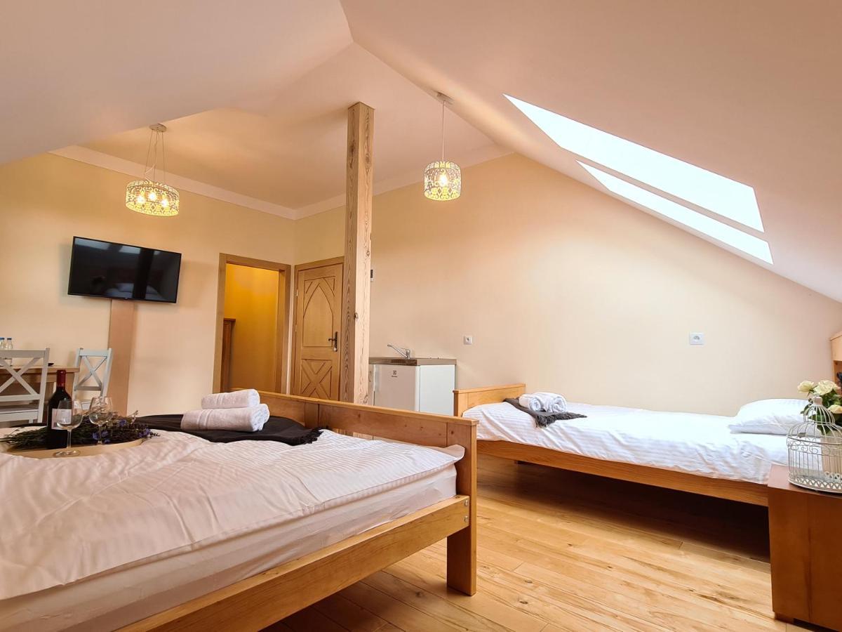 Bed and Breakfast Gosciniec Ilzanka Exterior foto